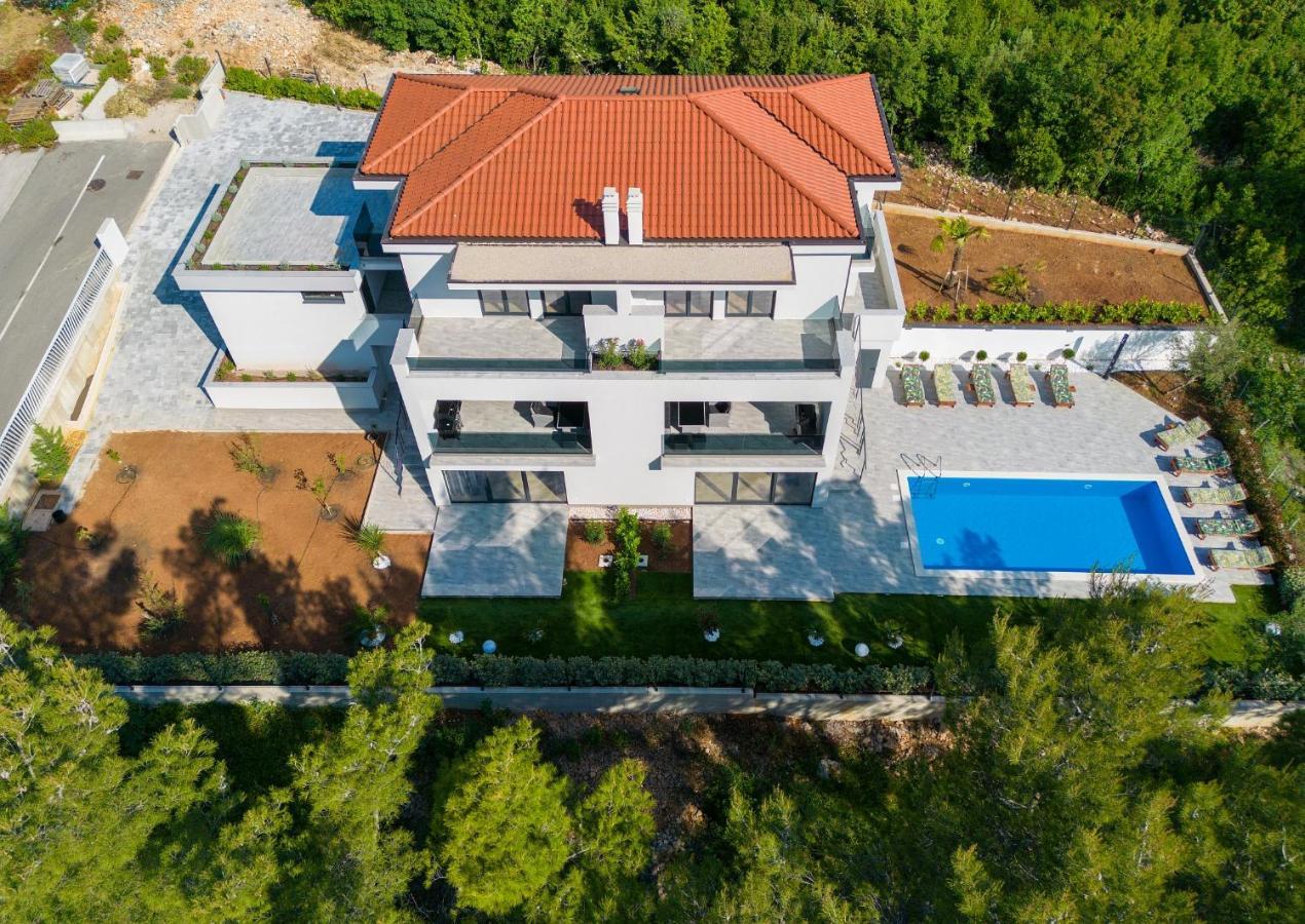 Apartments Paola & Karla With Pool Krk Town Exterior photo