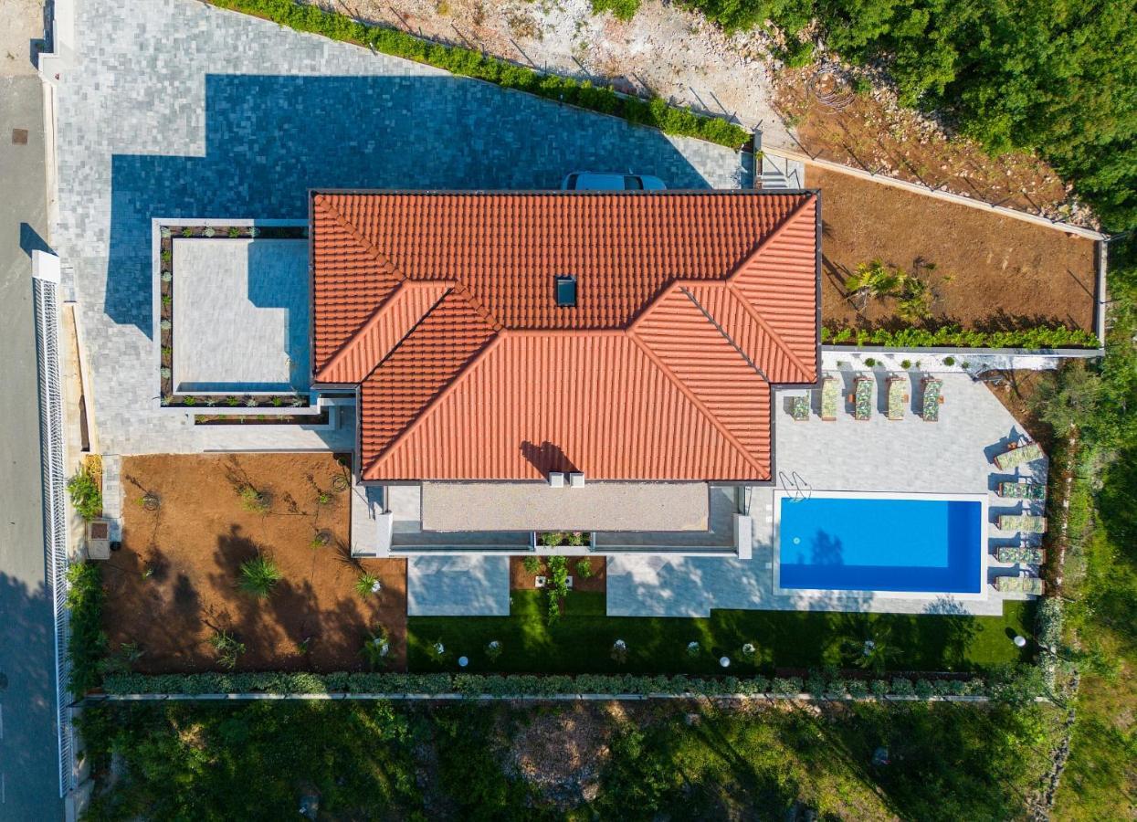 Apartments Paola & Karla With Pool Krk Town Exterior photo