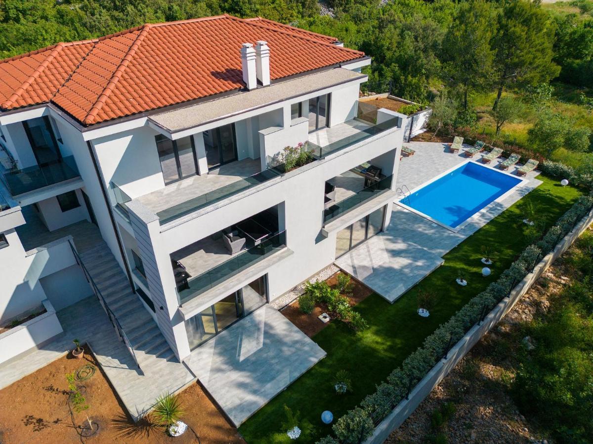 Apartments Paola & Karla With Pool Krk Town Exterior photo