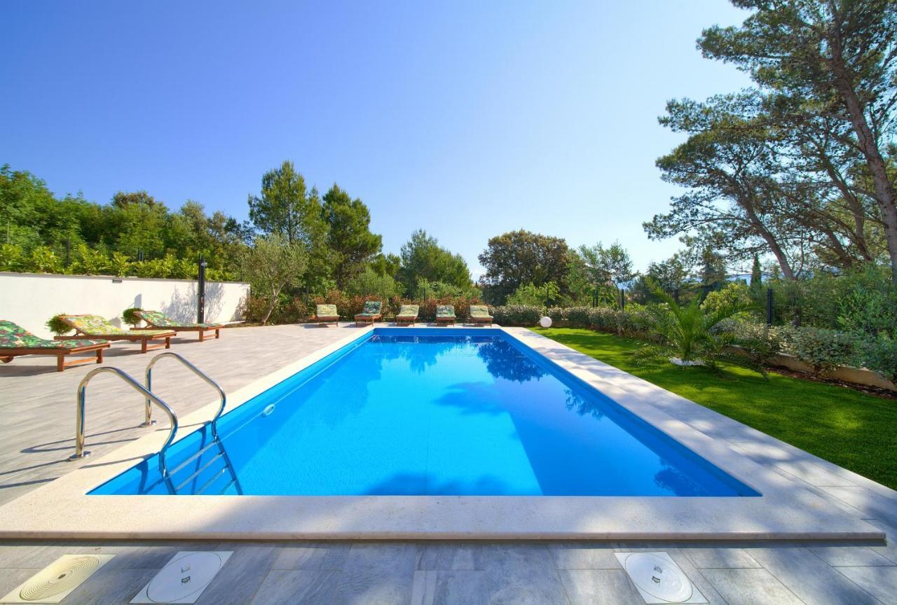 Apartments Paola & Karla With Pool Krk Town Exterior photo