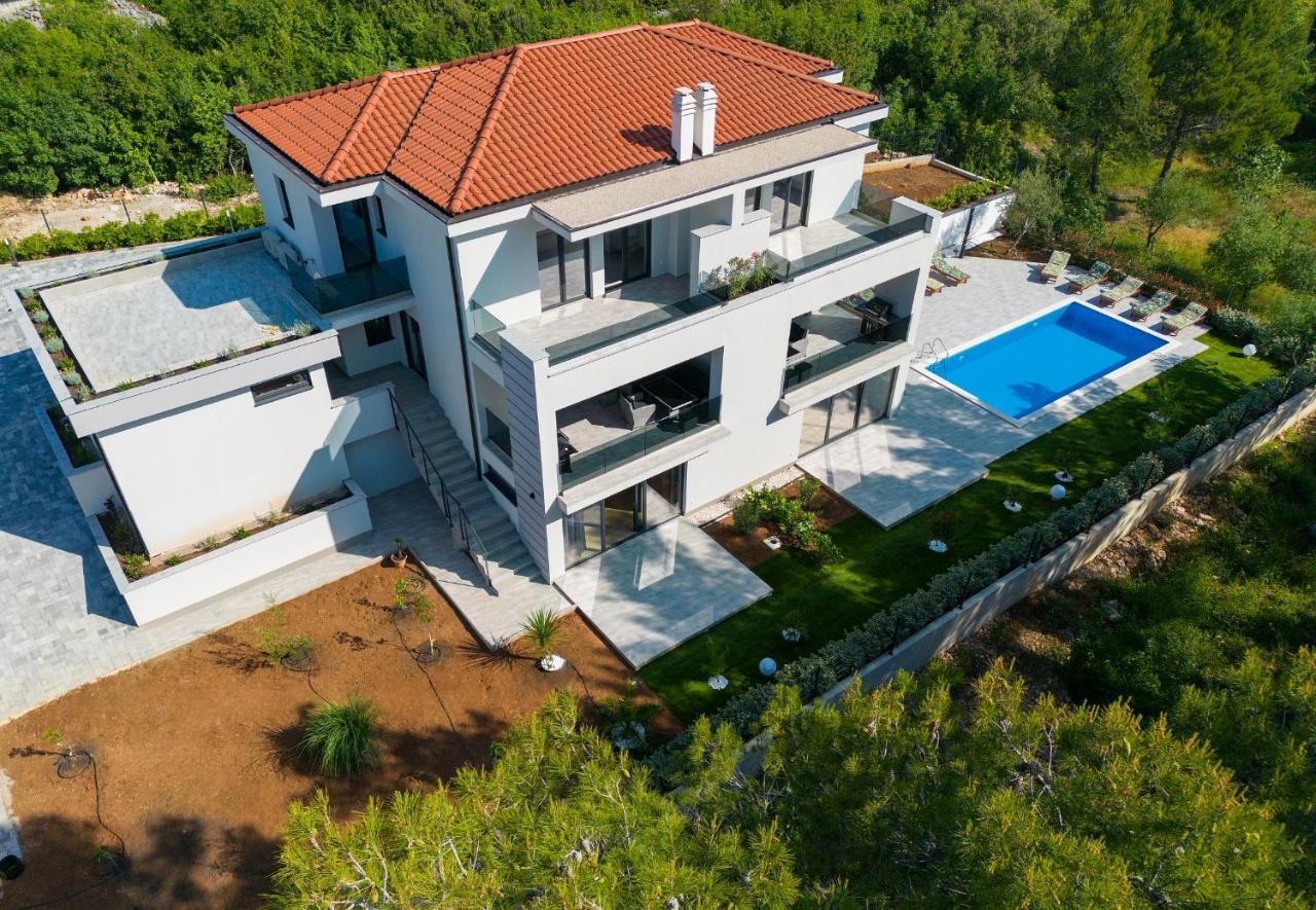 Apartments Paola & Karla With Pool Krk Town Exterior photo
