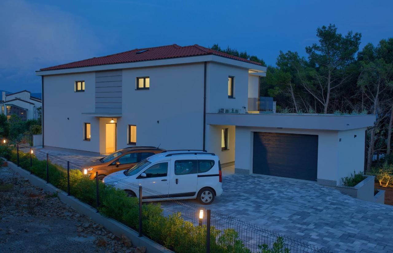 Apartments Paola & Karla With Pool Krk Town Exterior photo